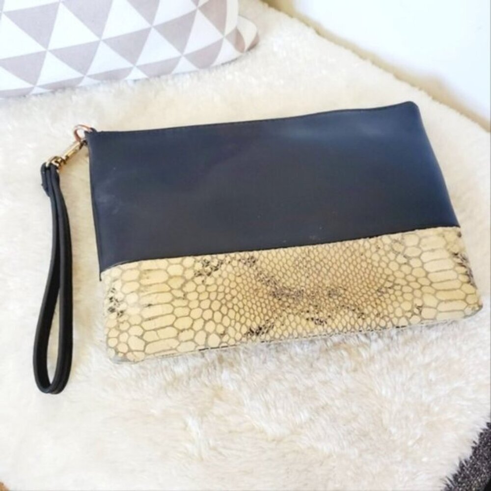 Danier Genuine Leather Python Black Wristlet - image 1